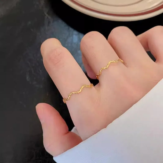 Anillo de Titanio con Ondas