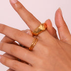 Anillo de Acero con Frente Ancho y Acabado Espejo