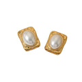 Aretes de Acero con perla y diseño rectangular