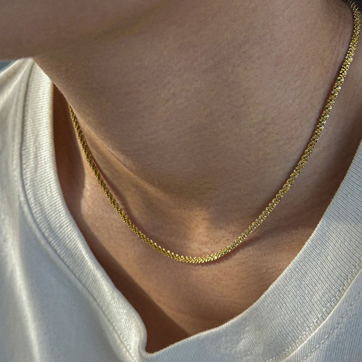 Collar de Acero con Detalle de Coliflor Brillante