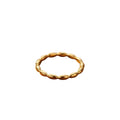 Anillo de Acero con Textura Trenzada Bañado en Oro