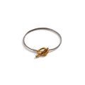 Pulsera de Acero con Cadena Texturizada y Cierre Dorado