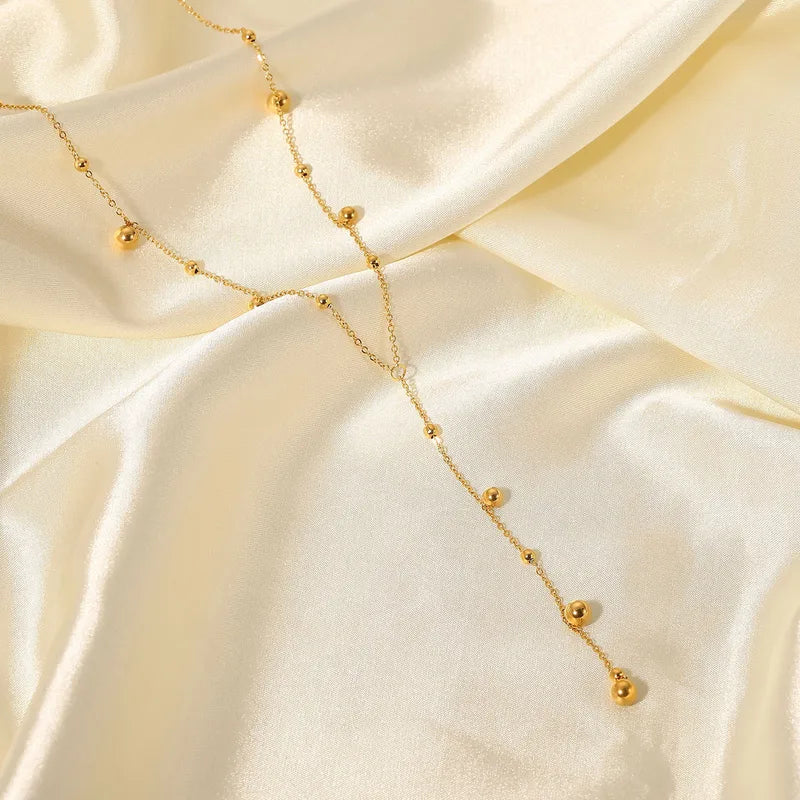 Collar Lariat de Pelotitas