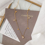 Collar de Titanio con Cristal Cuadrado