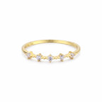 Anillo de Plata con Cinco Zirconias y Banda de Esferas