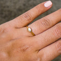 Anillo de Acero con Zirconia Oval en Montura Bezel