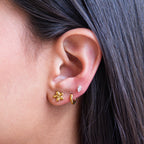 Piercings de Acero con Flor de Cinco Pétalos Abultados