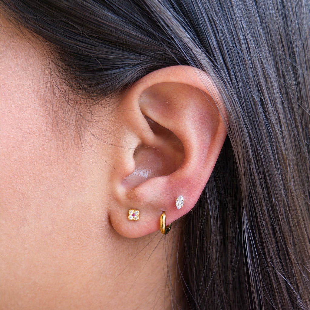 Aretes de Plata con Trébol de Circones y Centro Rosa