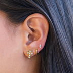 Aretes de Acero con Perlas en Forma de Trébol