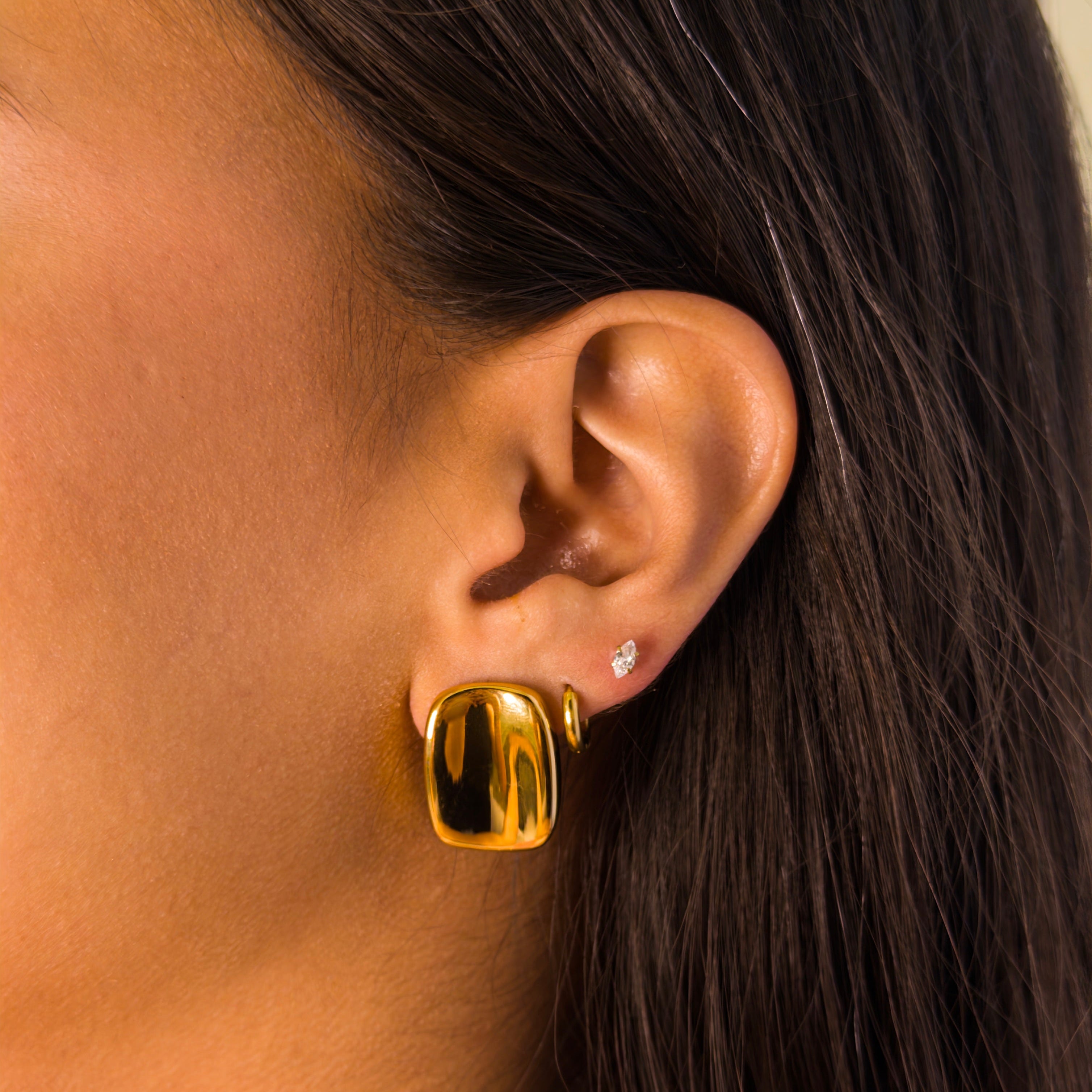Aretes de Acero con Domo Rectangular Liso