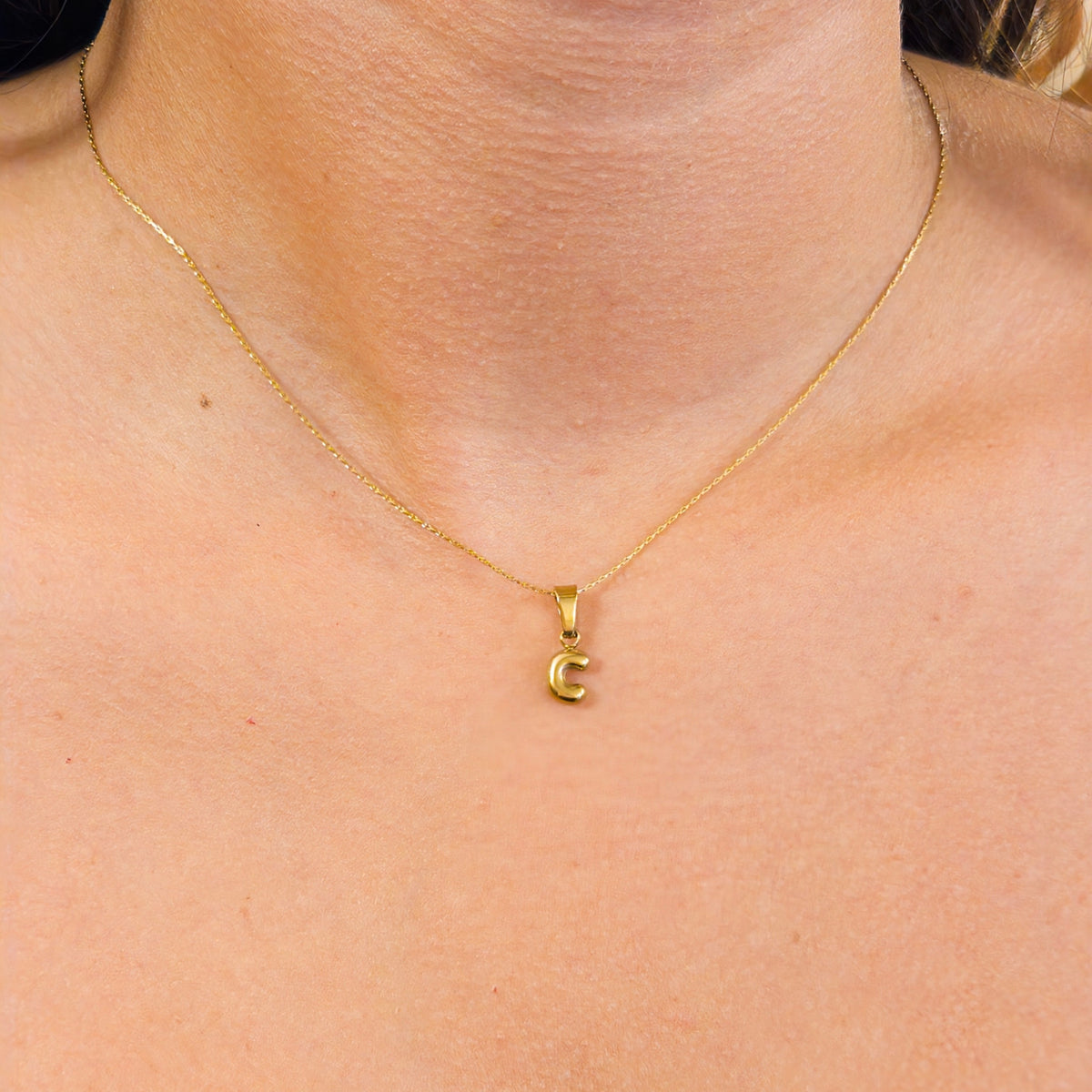 Combo - Collar de Titanio con Dije de Inicial Bubble