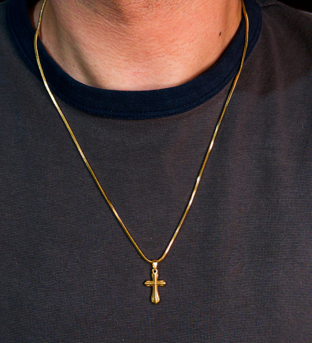 Collar de Acero con Colgantes Grabados para Hombre