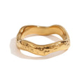 Anillo de Acero de ondas con textura