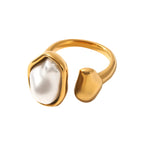 Anillo de Acero con perla geométrica
