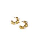 Aretes de Titanio Estilo Media Luna con Perla
