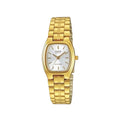 Reloj Casio dorado con caja rectangular curva y esfera blanca