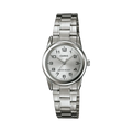 Reloj de acero plateado con diseño clásico