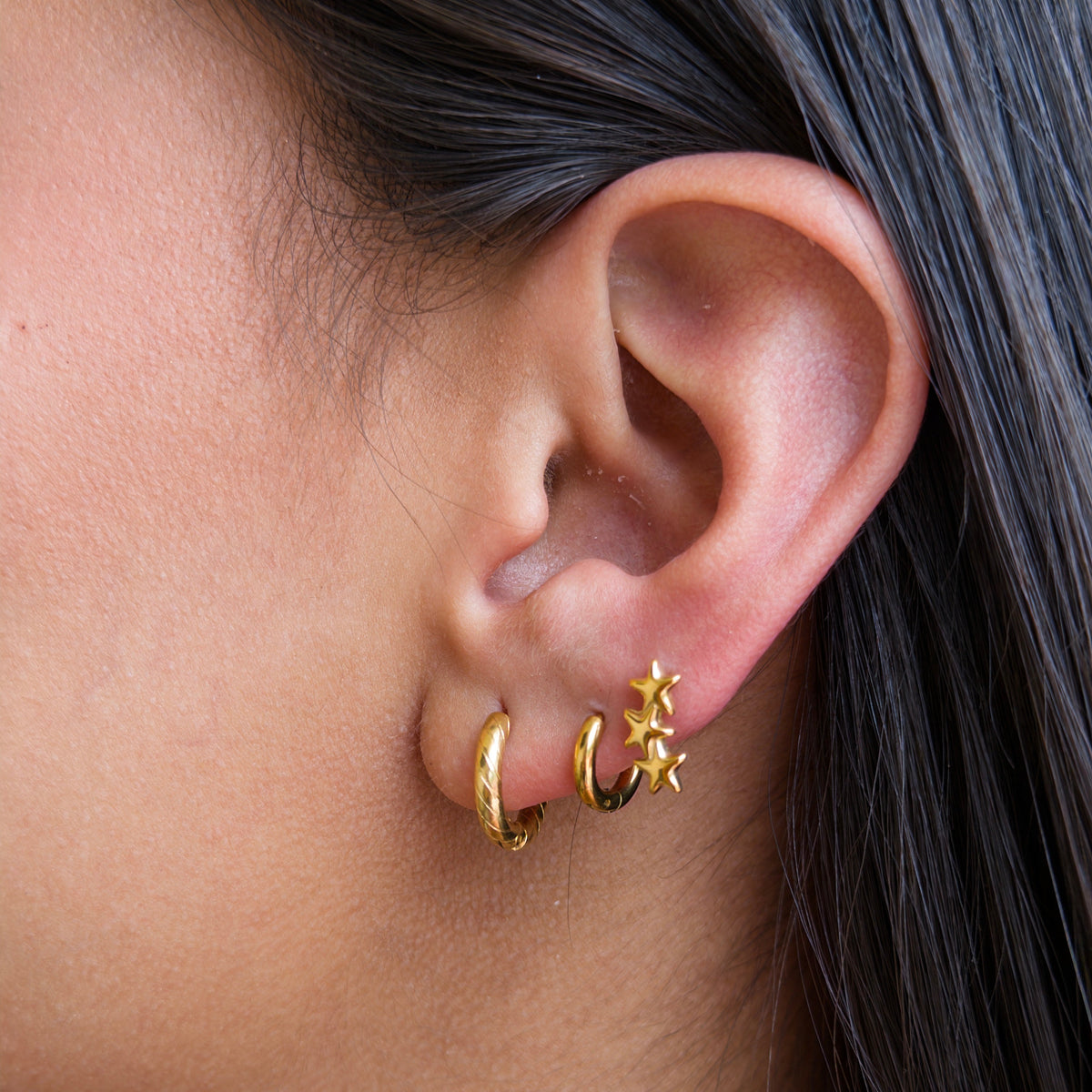 Argollas de Acero con Textura Trenzada