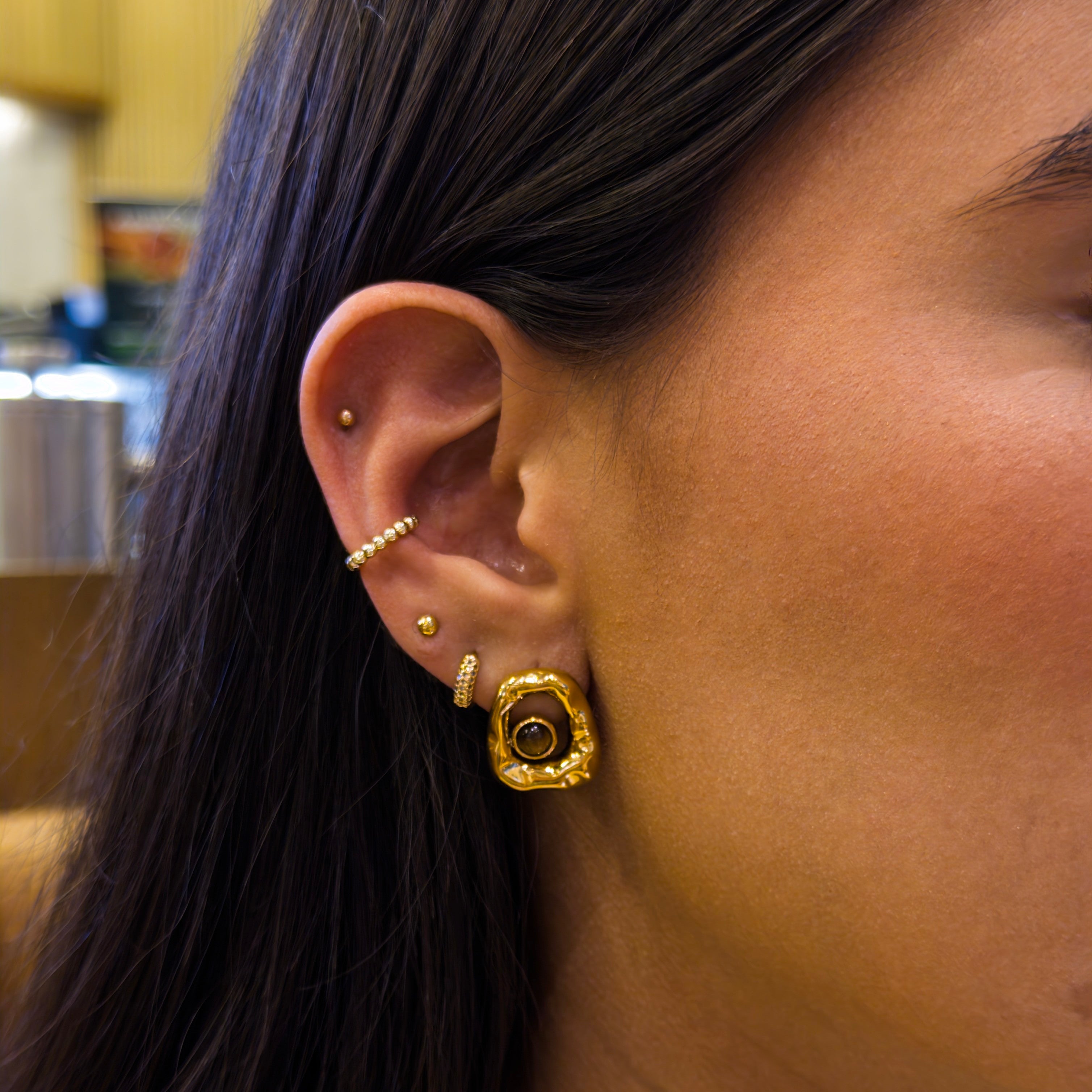 Aretes de Acero Cuadrado