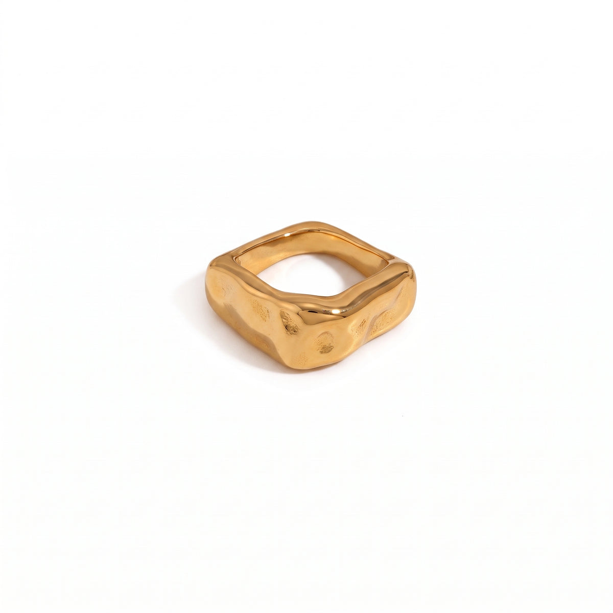Anillo de Acero con Frente Ancho y Acabado Espejo
