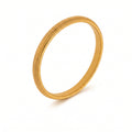 Brazalete de Acero con Textura Estriada Elástica